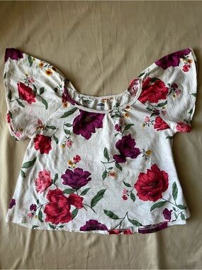 Old Navy White Floral Short Sleeve Tee with Pink & Purple Blooms